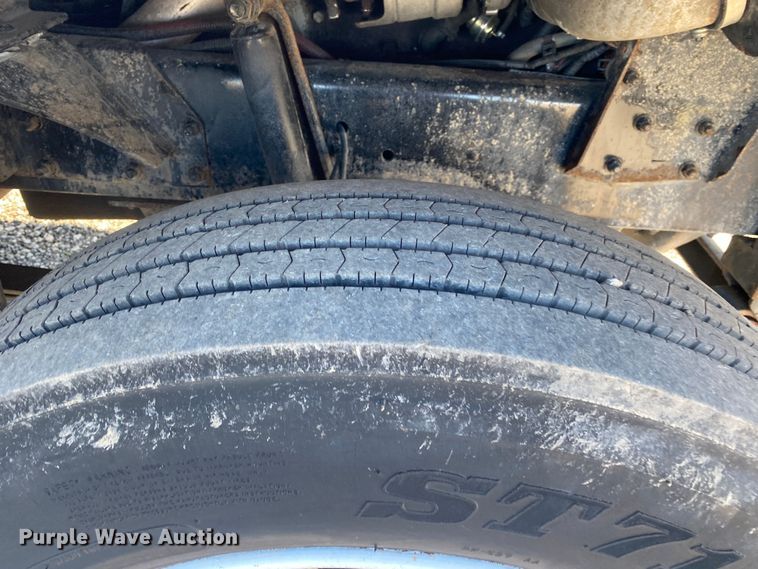 image for item JW9245 2007 Freightliner MT55  delivery van