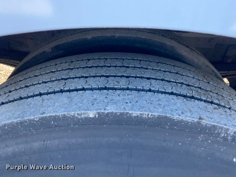 image for item JW9245 2007 Freightliner MT55  delivery van