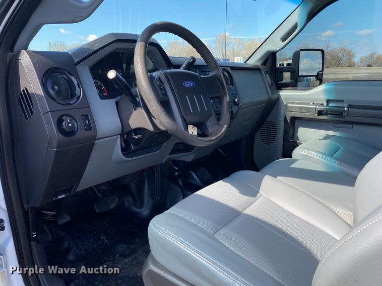 image for item KB9572 2012 Ford F550 Super Duty XL  Crew Cab utility / service truck