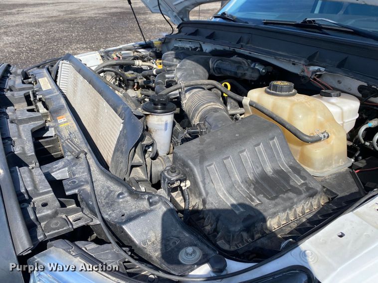 image for item KB9572 2012 Ford F550 Super Duty XL  Crew Cab utility / service truck