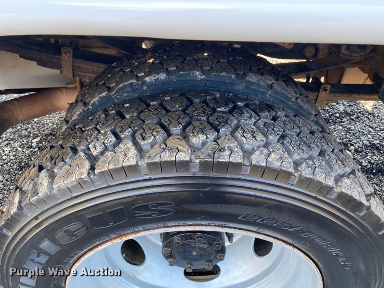 image for item KB9572 2012 Ford F550 Super Duty XL  Crew Cab utility / service truck