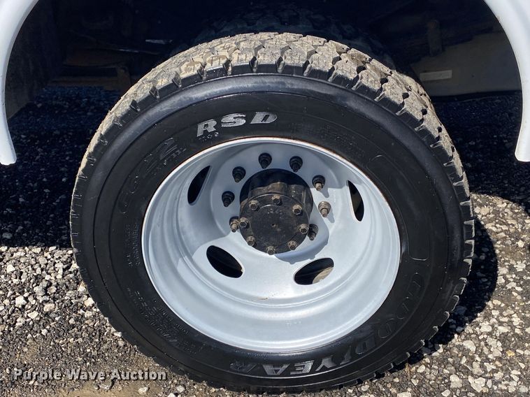 image for item KB9572 2012 Ford F550 Super Duty XL  Crew Cab utility / service truck