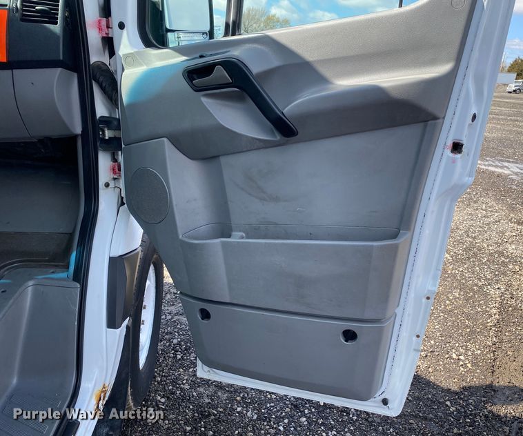 image for item KB9575 2014 Mercedes Benz Sprinter 2500  van