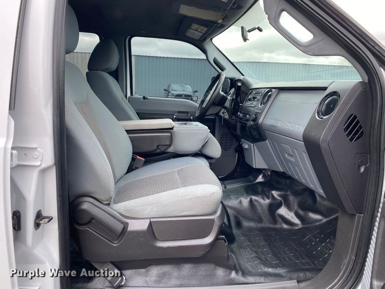 image for item KB9578 2014 Ford F250 Super Duty XL  Crew Cab pickup truck