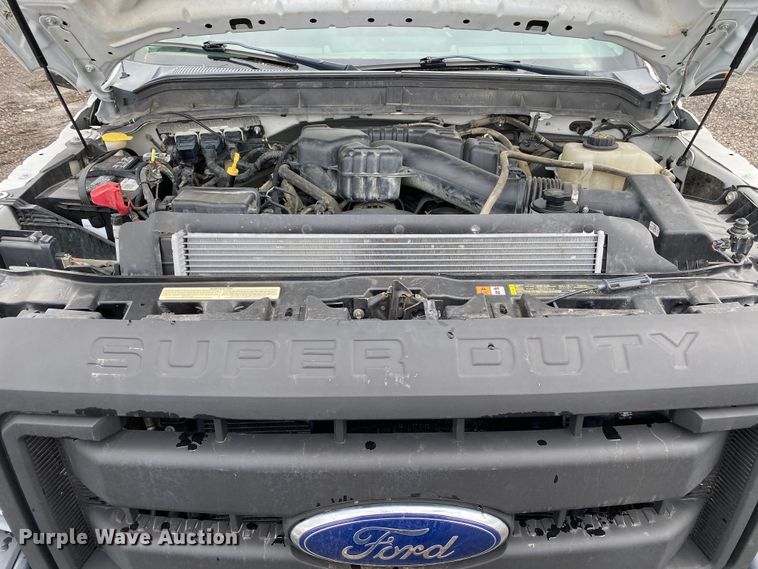 image for item KB9578 2014 Ford F250 Super Duty XL  Crew Cab pickup truck