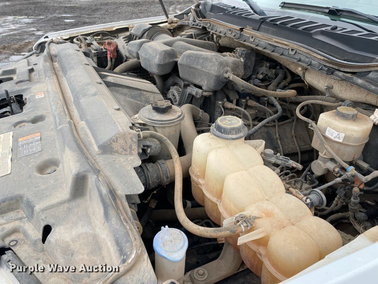 image for item KB9586 2019 Ford F250 Super Duty XL  Crew Cab pickup truck