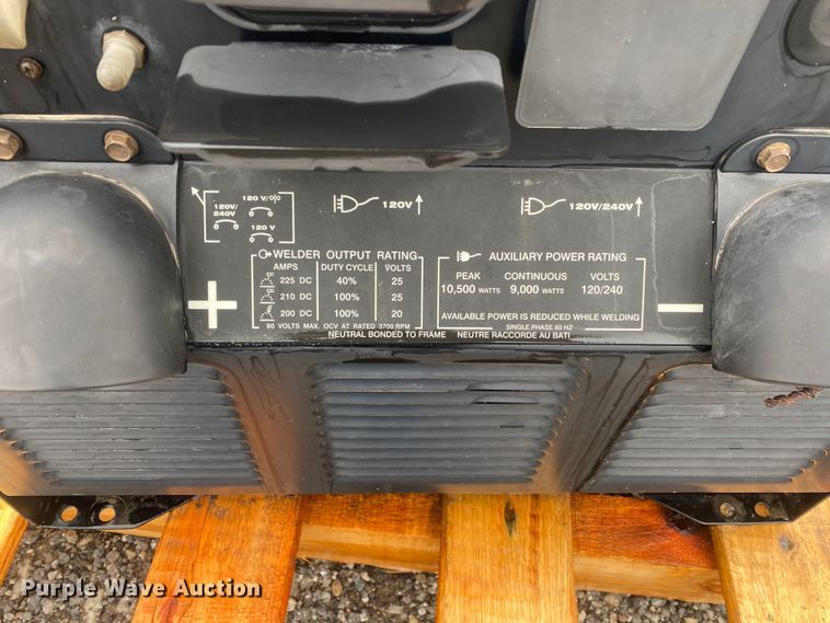 image for item KB9588 Lincoln Electric 225 Ranger  welder/generator