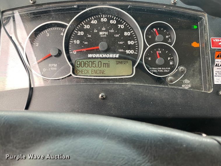 image for item KB9591 2010 Workhorse W62  delivery truck