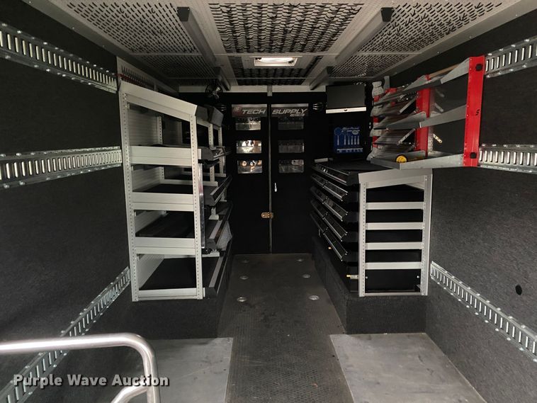 image for item KB9591 2010 Workhorse W62  delivery truck