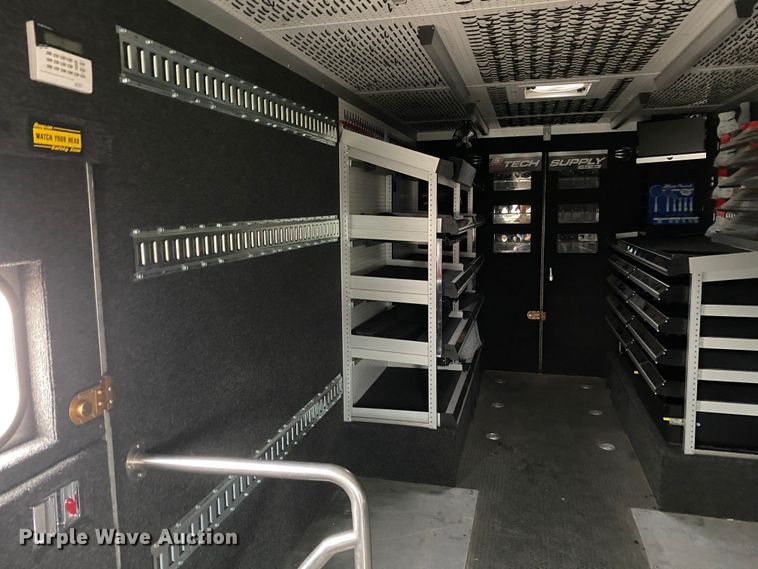 image for item KB9591 2010 Workhorse W62  delivery truck