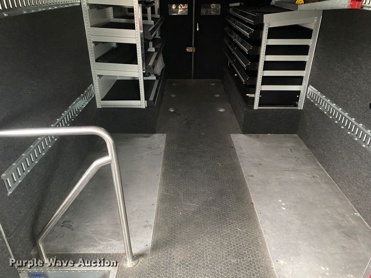 image for item KB9591 2010 Workhorse W62  delivery truck