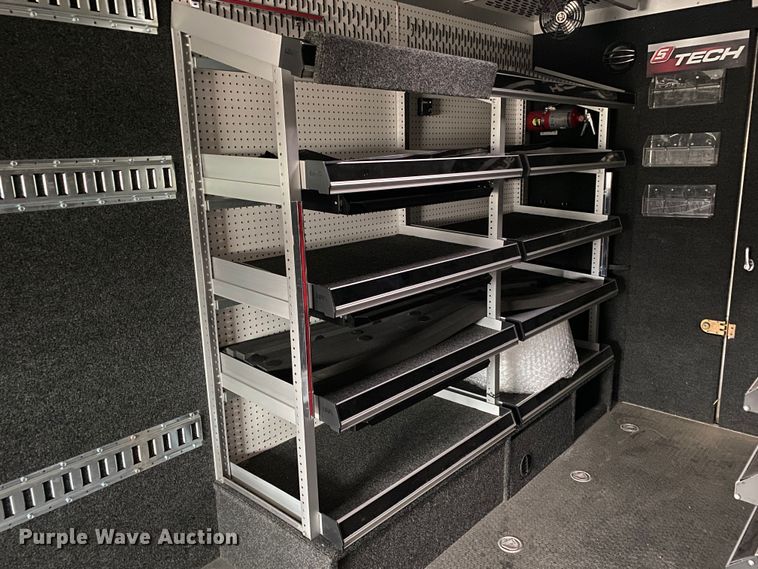 image for item KB9591 2010 Workhorse W62  delivery truck