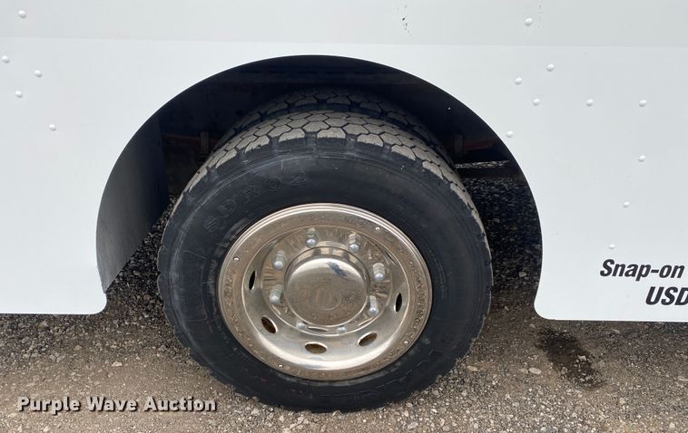 image for item KB9591 2010 Workhorse W62  delivery truck