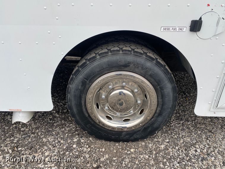 image for item KB9591 2010 Workhorse W62  delivery truck