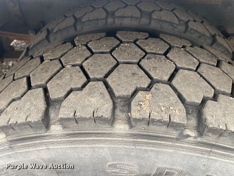 image for item KB9591 2010 Workhorse W62  delivery truck