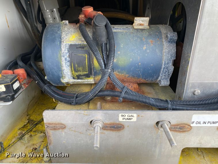 image for item KB9594 2011 Ford E450 Super Duty  utility van