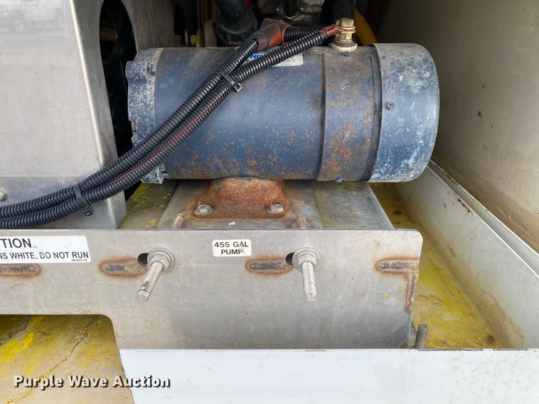 image for item KB9594 2011 Ford E450 Super Duty  utility van