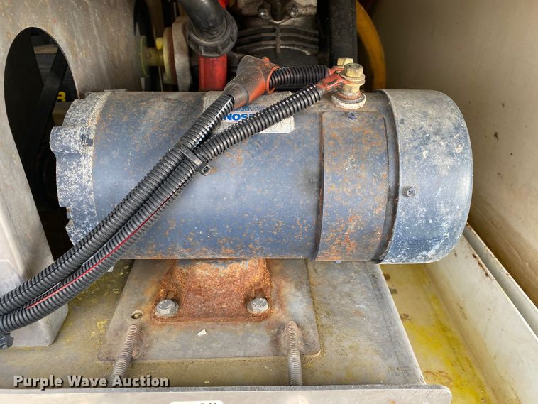 image for item KB9594 2011 Ford E450 Super Duty  utility van