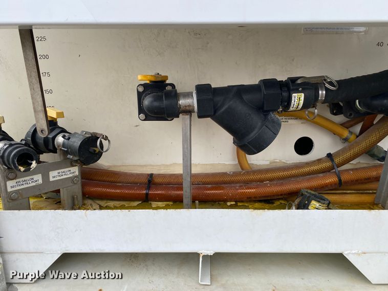 image for item KB9594 2011 Ford E450 Super Duty  utility van