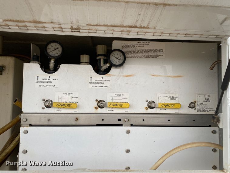 image for item KB9594 2011 Ford E450 Super Duty  utility van