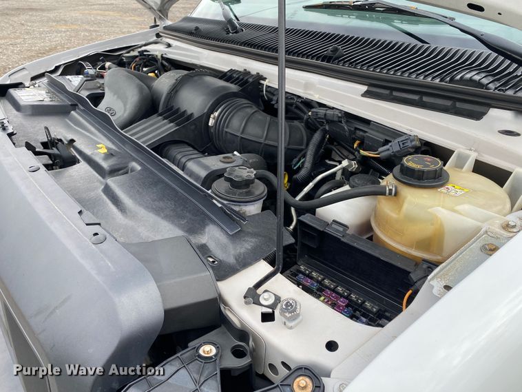 image for item KB9594 2011 Ford E450 Super Duty  utility van