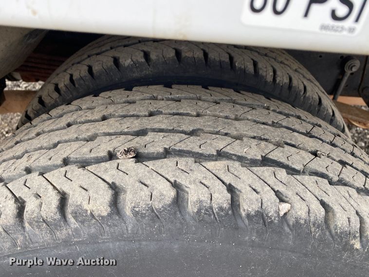 image for item KB9594 2011 Ford E450 Super Duty  utility van