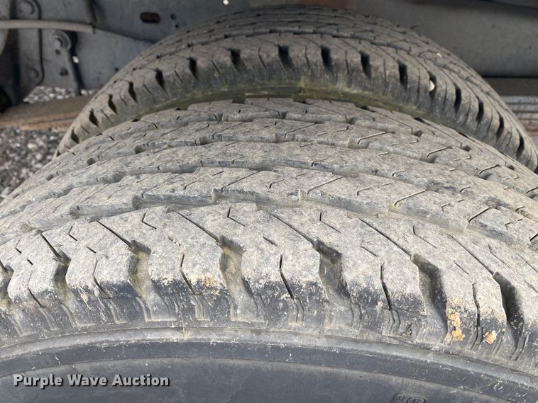 image for item KB9594 2011 Ford E450 Super Duty  utility van