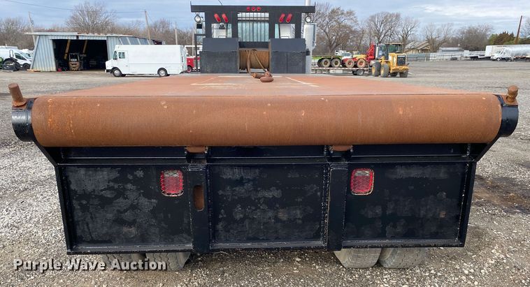 image for item KB9595 1996 Mack RD688S  winch truck