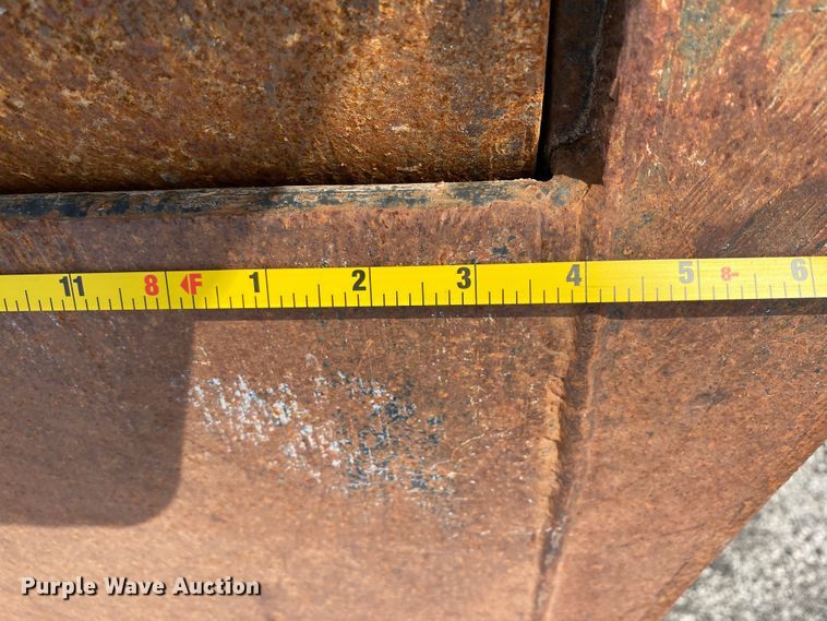 image for item KB9595 1996 Mack RD688S  winch truck