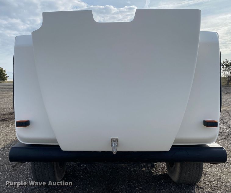 image for item KB9595 1996 Mack RD688S  winch truck