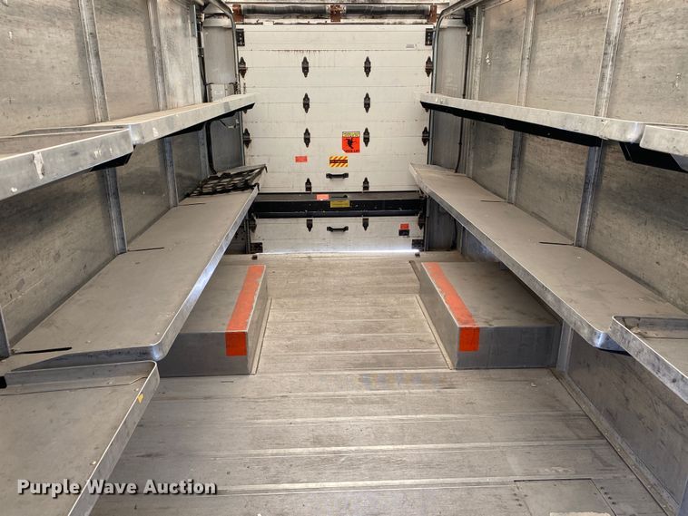 image for item KB9596 2006 Freightliner MT45  delivery truck