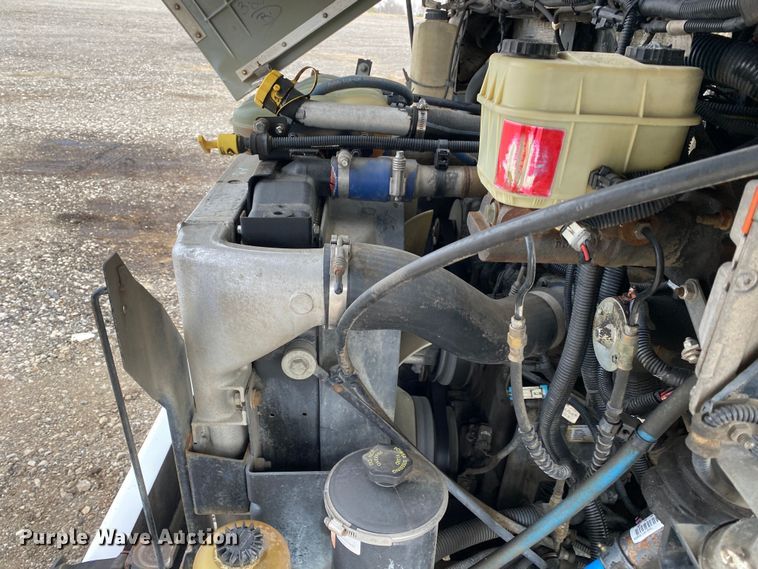 image for item KB9596 2006 Freightliner MT45  delivery truck