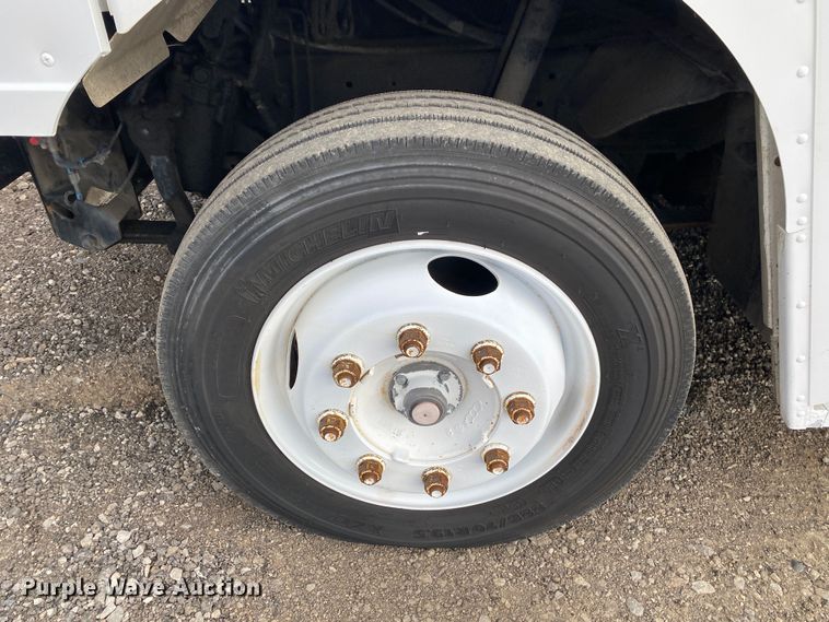 image for item KB9596 2006 Freightliner MT45  delivery truck