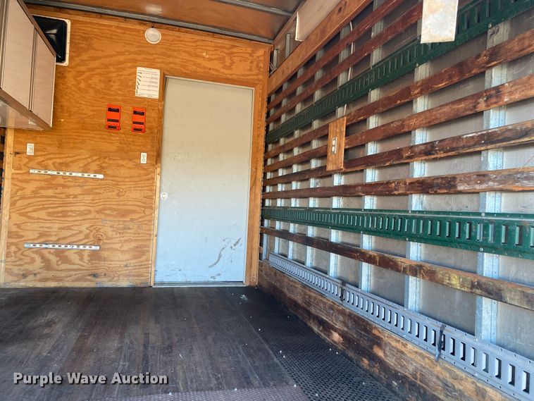 image for item KB9599 2003 International 4200 SBA  box truck