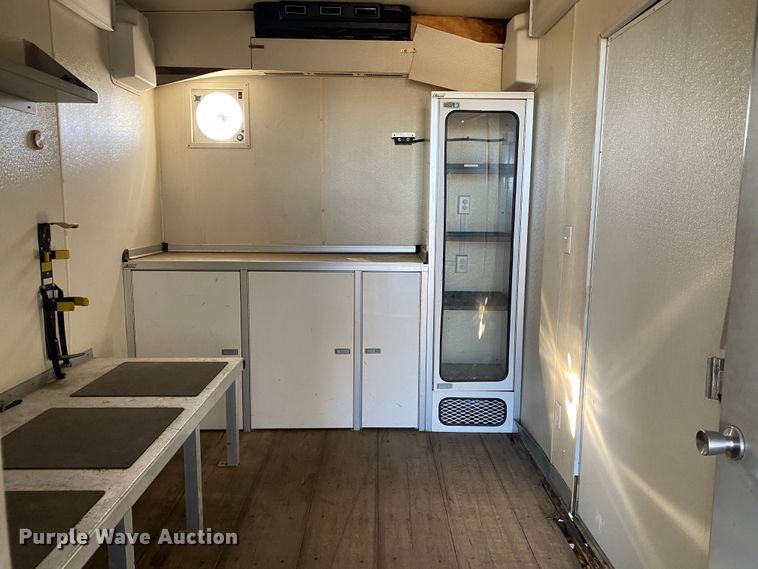 image for item KB9599 2003 International 4200 SBA  box truck