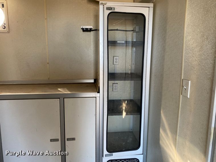 image for item KB9599 2003 International 4200 SBA  box truck