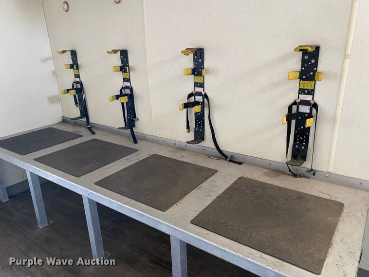 image for item KB9599 2003 International 4200 SBA  box truck