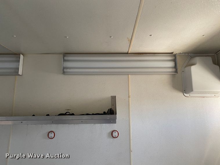 image for item KB9599 2003 International 4200 SBA  box truck