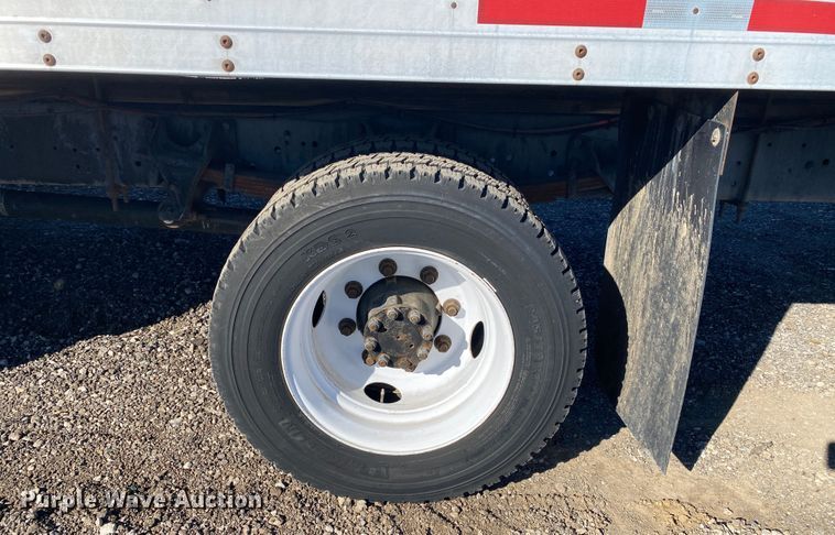 image for item KB9599 2003 International 4200 SBA  box truck