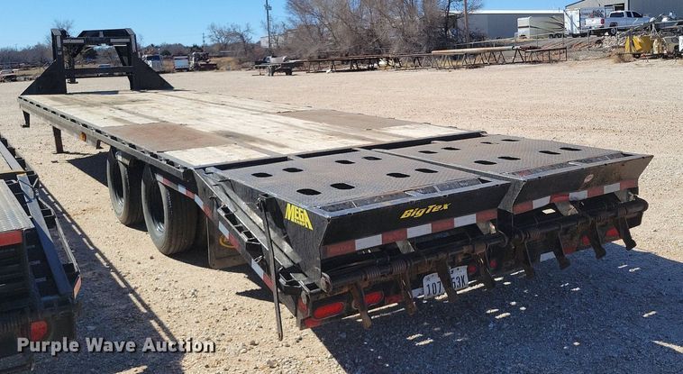 image for item KD9297 2018 Big Tex 25GN-28 Plus 5  equipment trailer