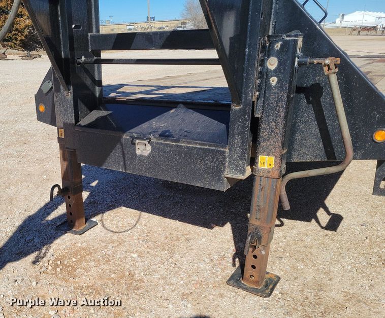 image for item KD9297 2018 Big Tex 25GN-28 Plus 5  equipment trailer