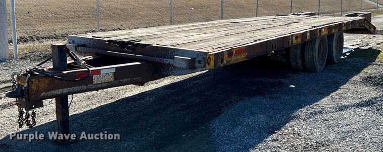 image for item KR9555 1984 Trail-Eze DN20R30  equipment trailer