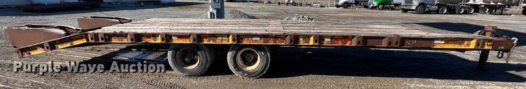image for item KR9555 1984 Trail-Eze DN20R30  equipment trailer