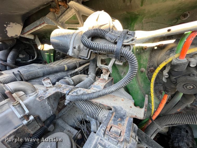 image for item KR9557 2008 International 4300  flatbed truck