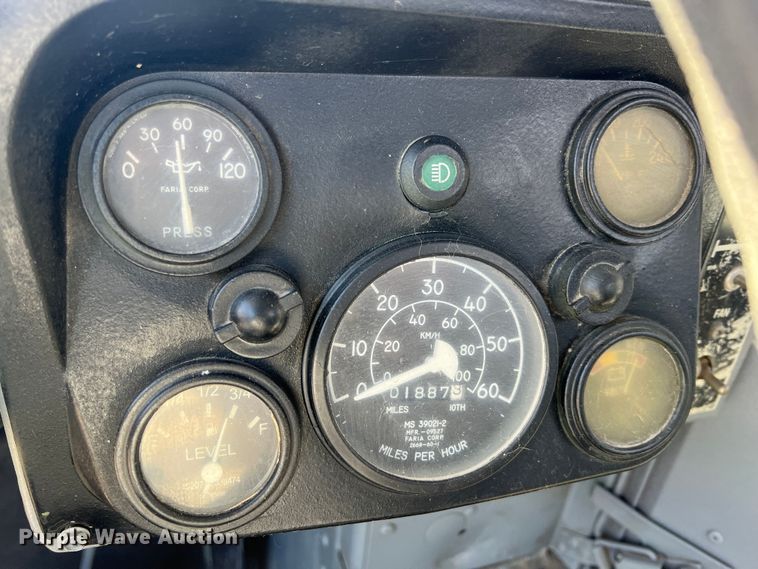 image for item KR9561 1990 Am General M998 Humvee