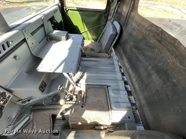 image for item KR9561 1990 Am General M998 Humvee