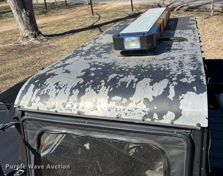 image for item KR9561 1990 Am General M998 Humvee