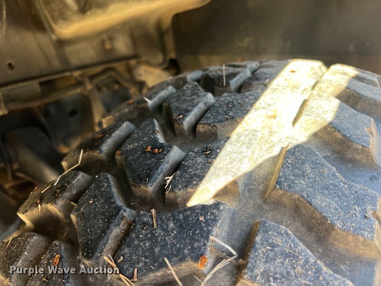 image for item KR9561 1990 Am General M998 Humvee