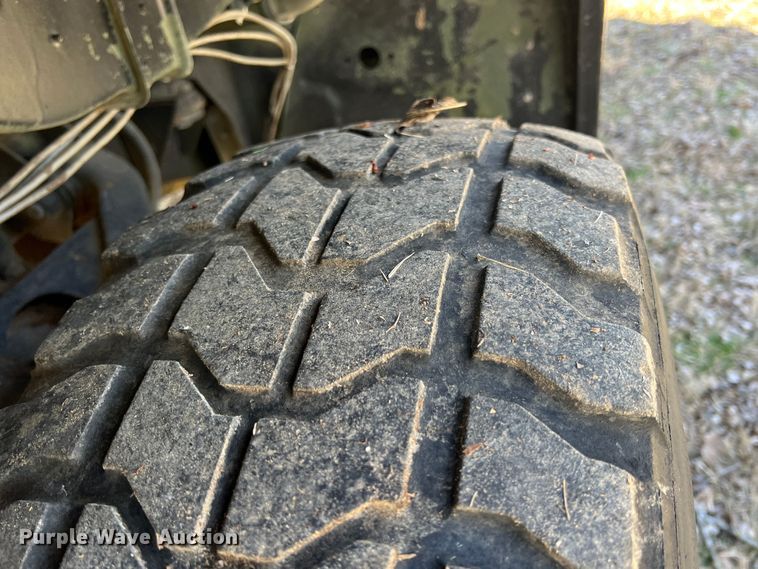 image for item KR9561 1990 Am General M998 Humvee