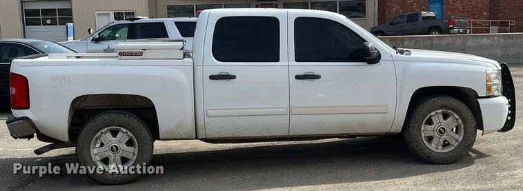 image for item KR9592 2009 Chevrolet Silverado 1500  Crew Cab pickup truck